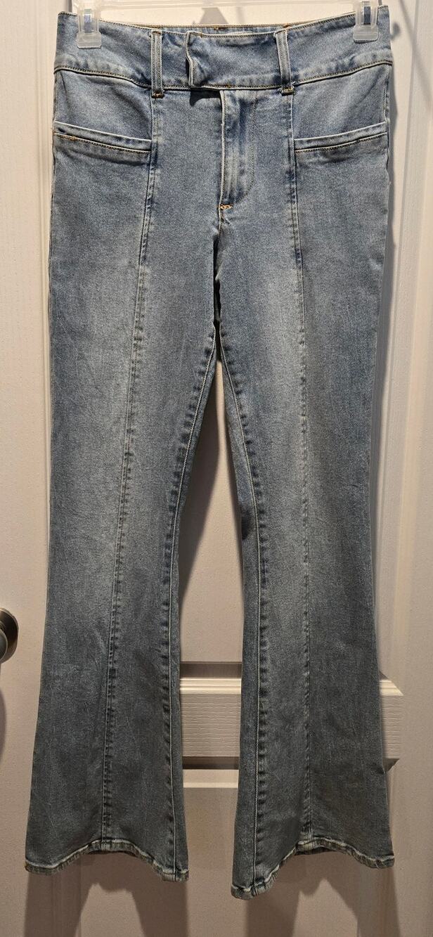 Forever 21 Mid rise flare jeans sz 27